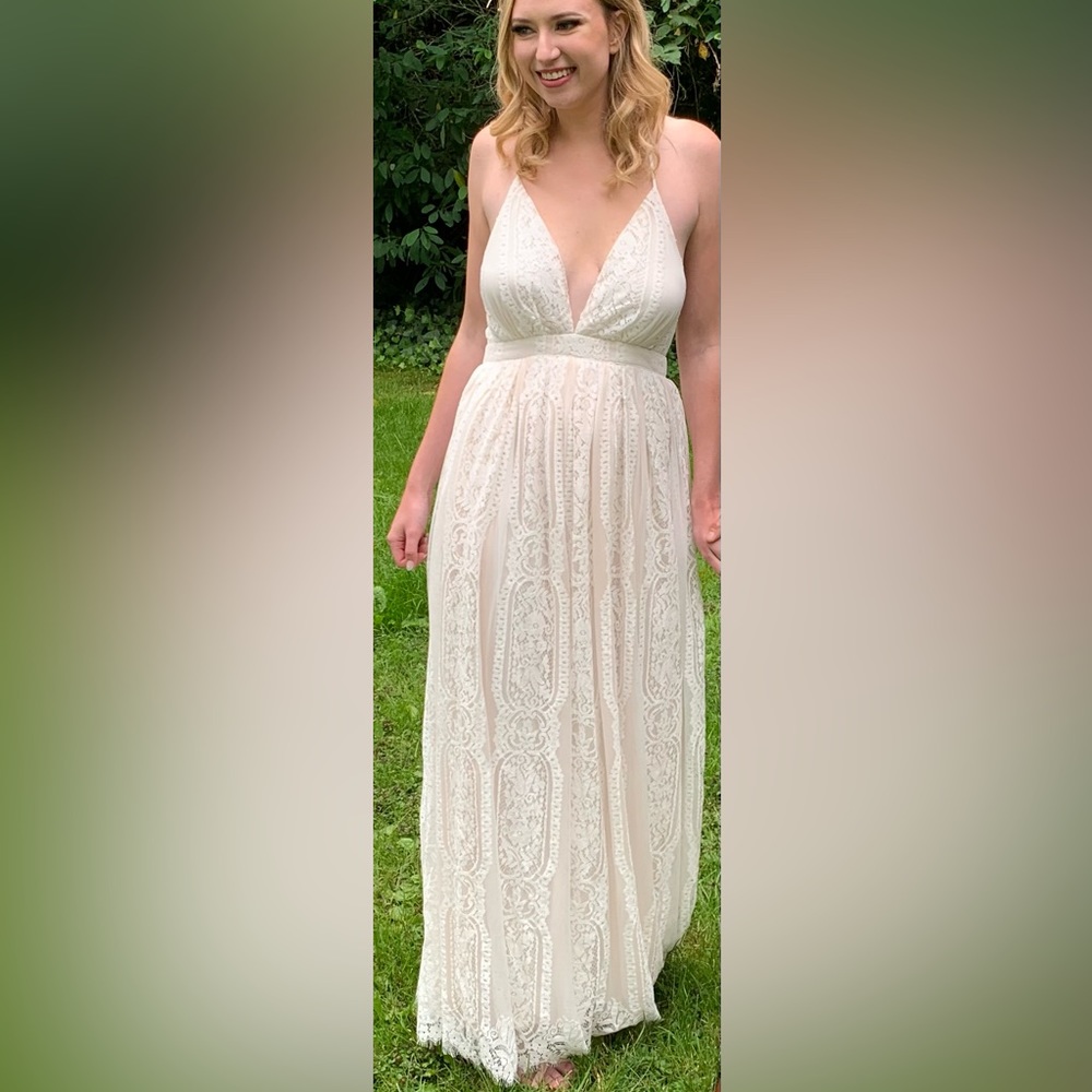 Boho Lace Cross Back Maxi Dress